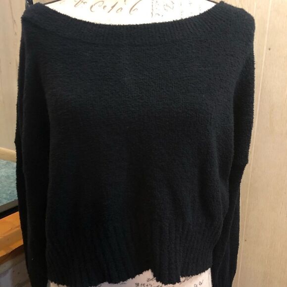 Express long sleeve black cropped sweater size XS - Picture 4 of 16